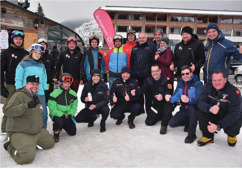 Gruppenfoto Feuerwehr-Familien-Skitag